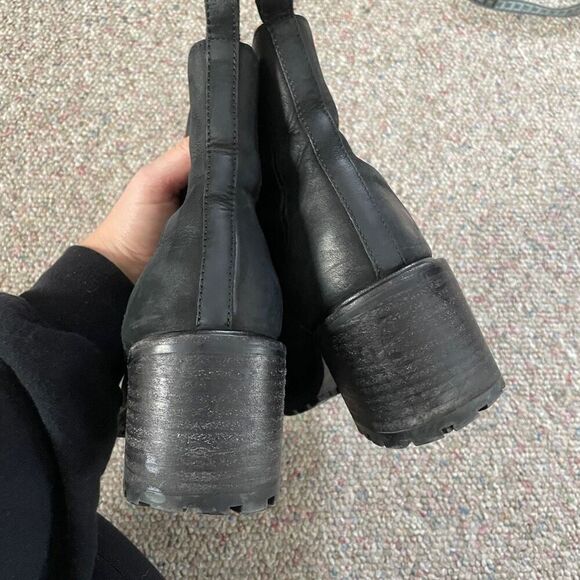 Thursday Boot Company Heeled Leather Chelsea Ankle Boot - Picture 6 of 7